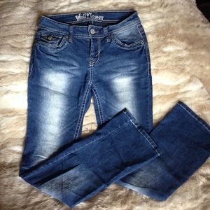 💛{2 for $15} Size 5 Wallflower Blue Bootcut Jeans